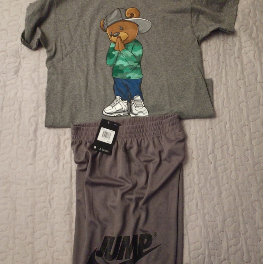 YOUTH JORDAN SHORTS & TEE
